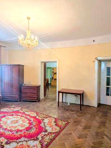 НЕ для СТУДЕНТІВ 2к. квартира в центрі міста