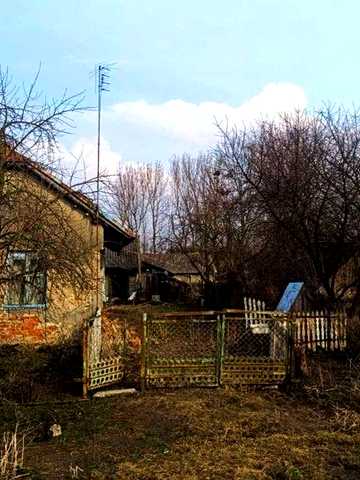 Продається дачний будинок