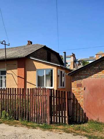 Продам будинок 60,8 м², 5,56 соток, вул Рятувальників 20/2, м Ромни