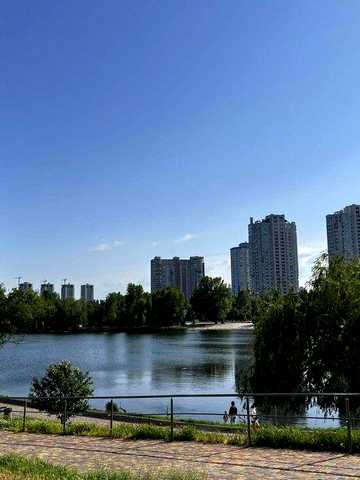 Не гостинка, "чешка"- Газ, тепло, не електричне опален замінені комунікаціі, сантехніка, плитка