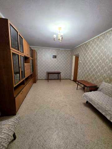 Продаж 2кім.квартири. 2й поверх!
