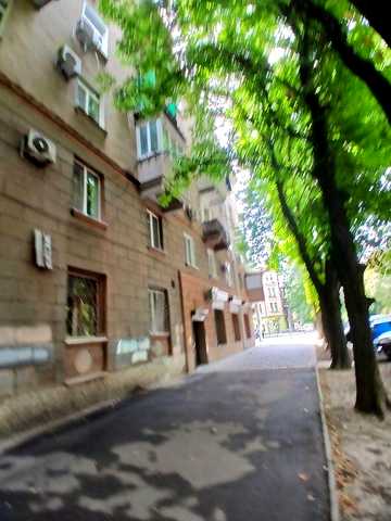 Продам от хозяина‼️ 2х ком квартиру  на  Спиридоновской 27/ Дегтярной   "сталинка"  газ, колонка.