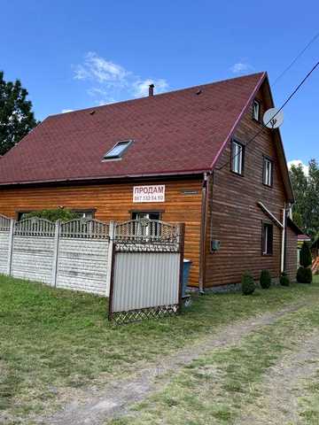 Продам 2 будинки в центрі Світязя