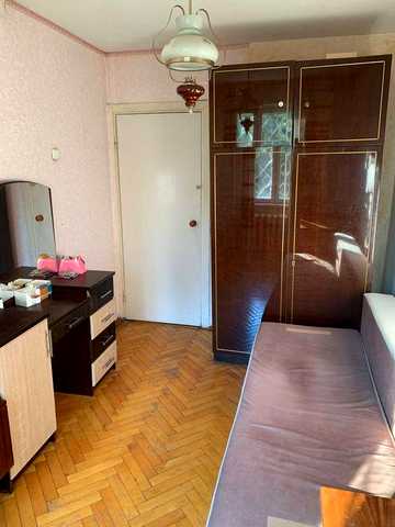Квартира біля метро Дарниця від власника