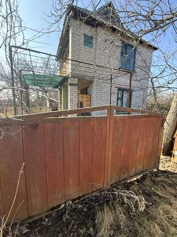 Дача в садовому товаристві «Жовтень»