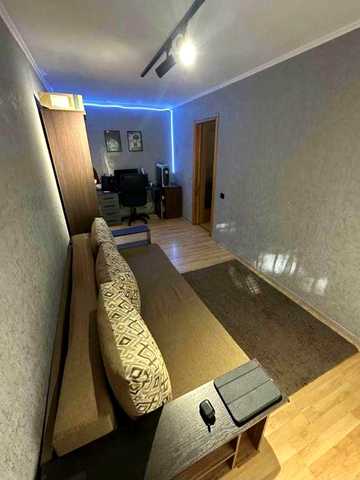 2-кімнатна 44 м² | центр | просп. Перемоги | ремонт