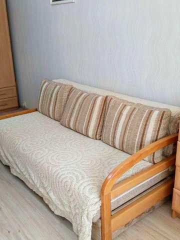 Продаж 2-кімнатної квартири на 1-му поверсі. Терміново.