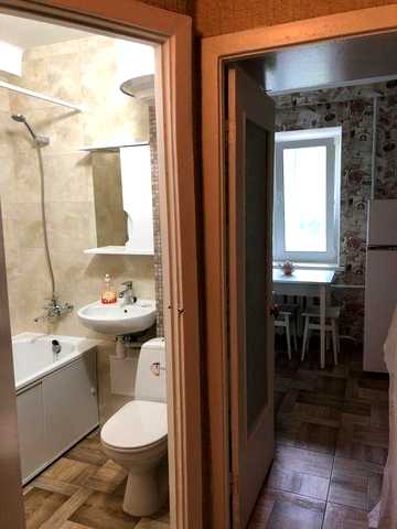 Продаж 1-кімнатна вул.Кондратюка, 4