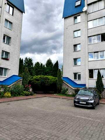 Квартира в центрі Луцька 210кв м