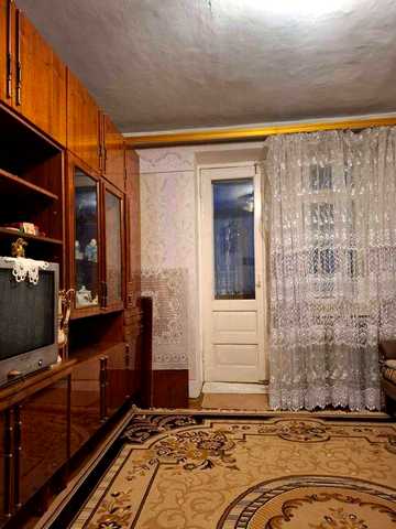 2-кімн., ХОТИНСЬКА (початок)