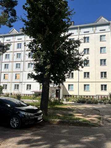 Продам 3-кімнатну квартиру в смт Гончарівське