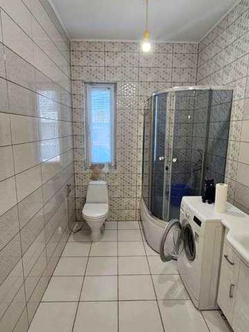 Продам квартиру Центр 80 кв.м.