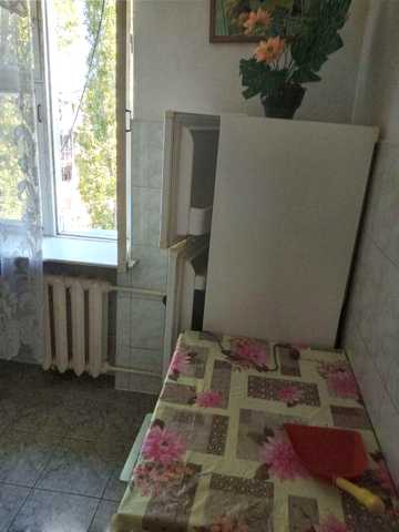 Сдаю квартиру двухкомнатную КРЫЛОВА