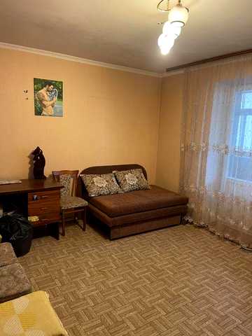 Продаємо 3 кімнатну квартиру  вул. Чернишевського