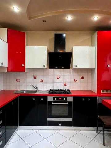 Продаж частини 2 поверхового будинку 360 м2 7 сот з окремим двором. Цегла. Нові Санжари №21511