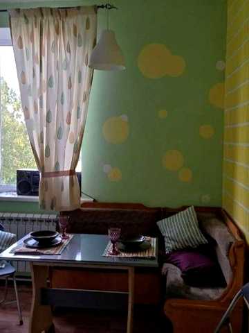 Сдам 3 комн. квартиру от хозяина. АО, центр
