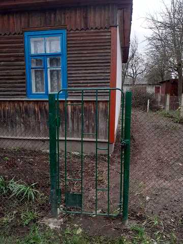 Будинок половина
