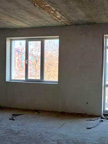 Продається 4 кімнатна квартира по вул. Микитинецькій
