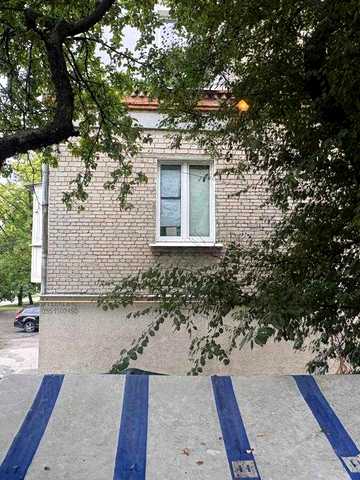 Продається квартира пр-т Льва Ландау 191, є підвал та окремий двір! Сертифікати та ваучери +