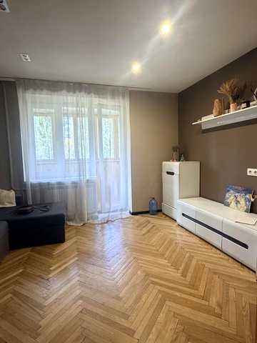 None 89000 USD