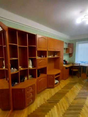 1-к квартира Дарницька площа