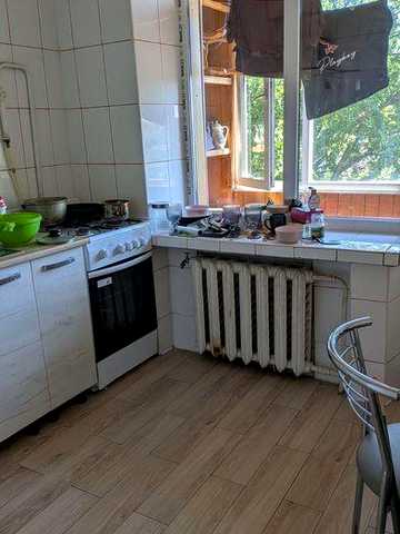 1 кiмнатна чешка, з ремонтом, на Скальда 25