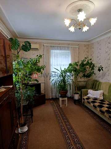 Продаж дома по вул П. Чубинського,74.
