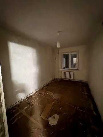 Продаж 4-кімнатної квартири (60,4кв.м.) м. Кривий Ріг мкрн. Інгулець Інгулецький рацон