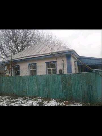 будинок в продажу