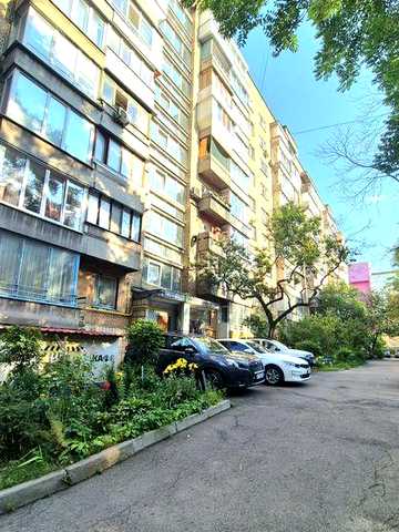 Продаж 3-кімнатна біля ТЦ "Мармелад", вул. Тихого 41 (Виборзька), метро Шулявська