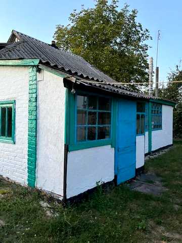 Продам  доглянутий будинок !