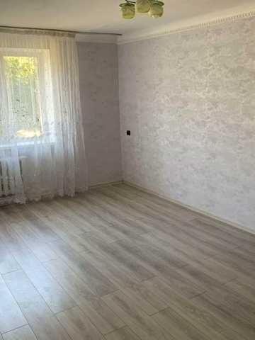 Продам двохкімнатну квартиру з ремонтом