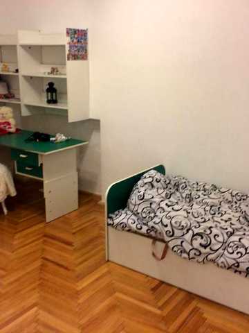 Велика 4 х к квартира у Новому районі.Цегла.