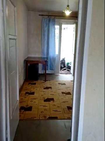 Продам 2 к. квартиру на ул. Криворожская
