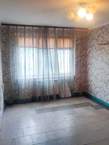 Продається двокімнатна квартира.