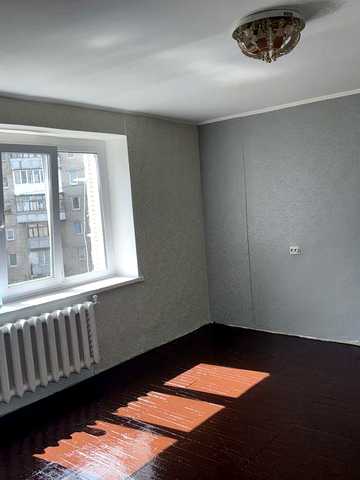 ПРОДАМ 4-КІМН.КВ.(р-н ЧЕРЕМУШКИ,вул.Гастелло)-33500уе+торг
