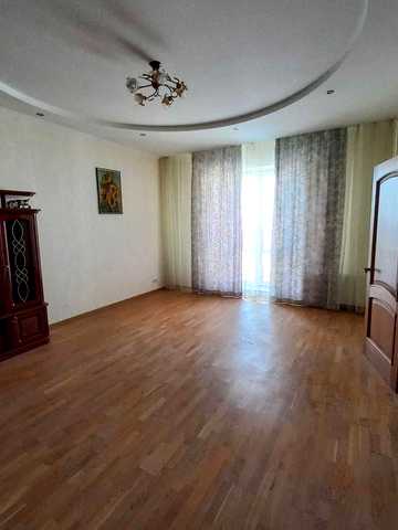 Продам 1-комн.кв. в центре  68м2.