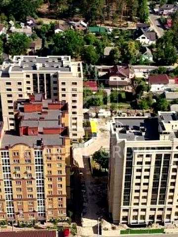 Пентхаус під ремонт, трикімнатна квартира в центрі, поряд з парком
