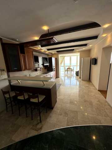Продаж,  Квартира,  3 комнаты,  200 м²,  Лидерсовский бульвар,  Центр,  Одесса