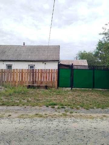 Продається Будинок в місті Радомишлі