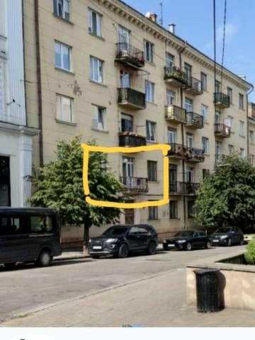 Оренда Здам 2 кімнатна (сталінка) 2/5 від власника без % комісії Центр вулиця Поштова 3 - Університетська (вільна до заселенння !!)