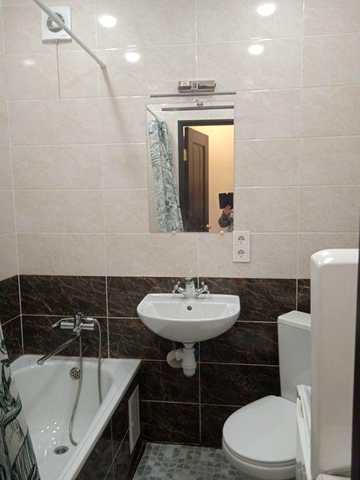 Здається 1-кімнатна квартира Тячів 200$.