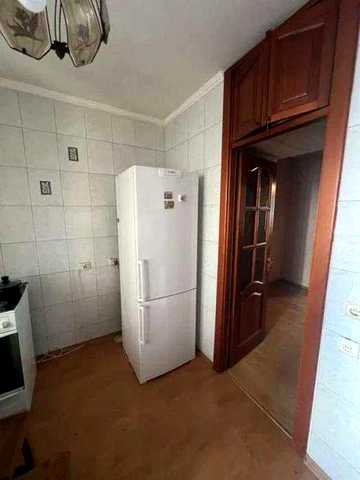 Продаж 3-кімн. Хорольська вул. 1