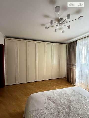 Продаж 3к Квартира Сухомлинського вулиця