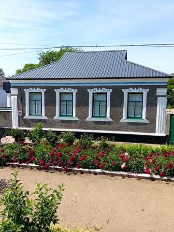 Продам будинок по вул.Щасливій район технікуму.