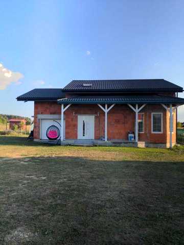 Продаж будинку у передмісті Львова