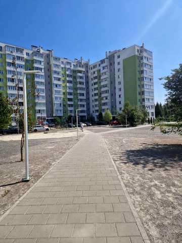 None 185000 USD