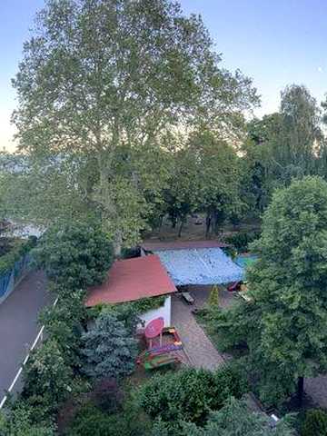 Сдам квартиру возле моря длительно