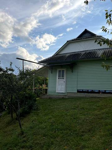 Продаю будинок з гарним краєвидом