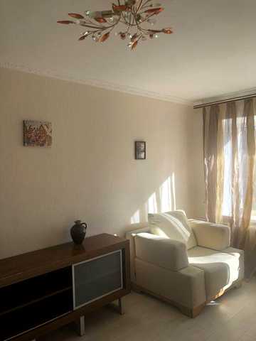 Оренда 2-к квартири бул. Миколи Міхновського 4, м. Либідська, Звіренецька